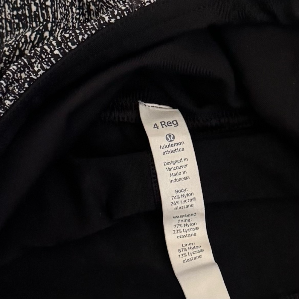 Lululemon Lost in Pace Skort Air Time Skirt Size 4 - Picture 8 of 8